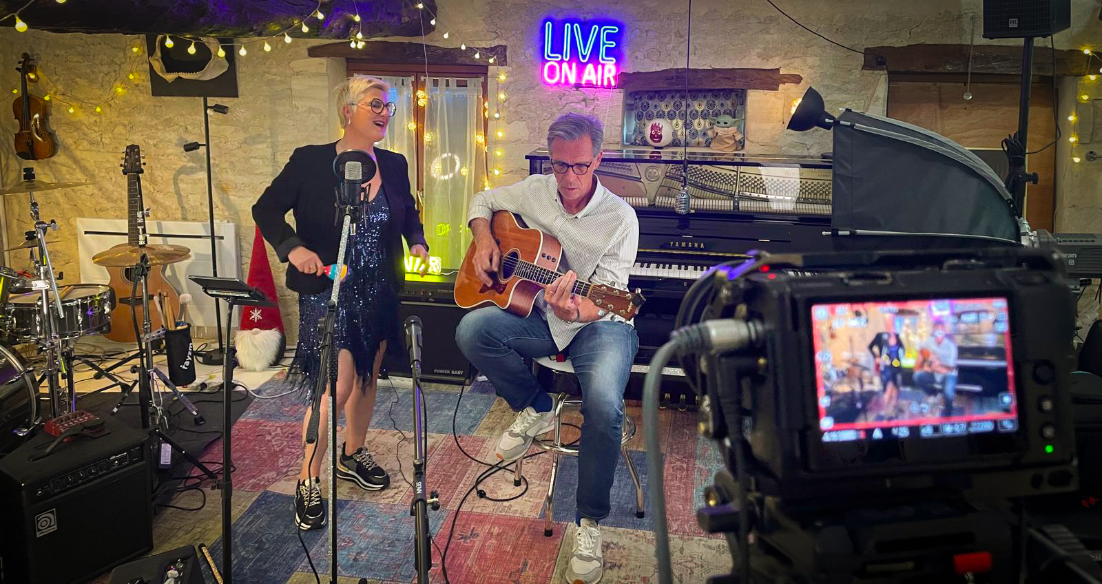 Captation vidéo d’un duo musical dans le studio Bessin Live Production